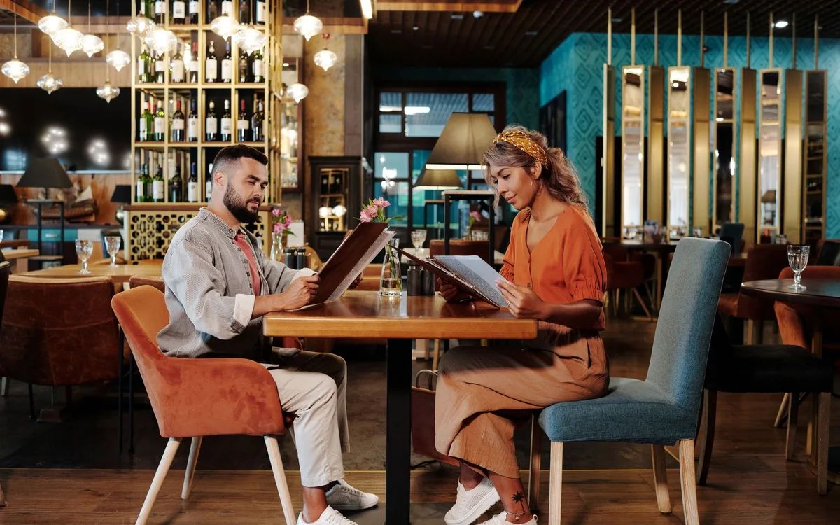 Budżet, menu i rezerwacja