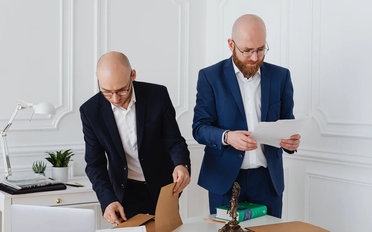 Jakie dokumenty przygotować do meldunku?