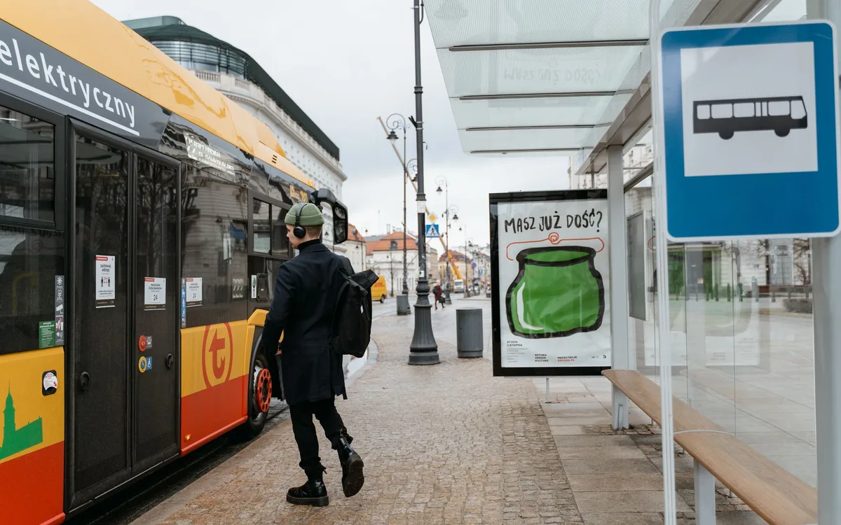 Jak zaplanować dojście do przystanku i miejskich atrakcji?