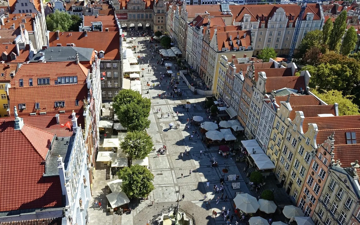 Jak zaplanować krótki i długi spacer nad Brdą?