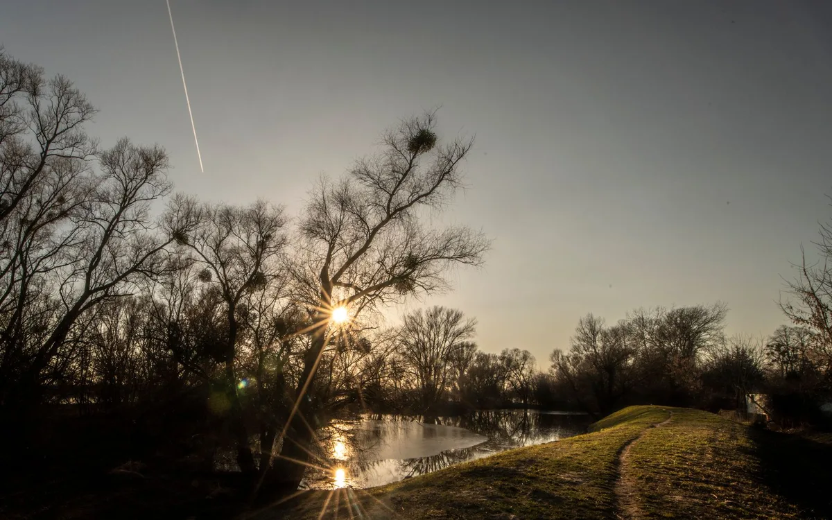 Na słońce - park, woda i spacer